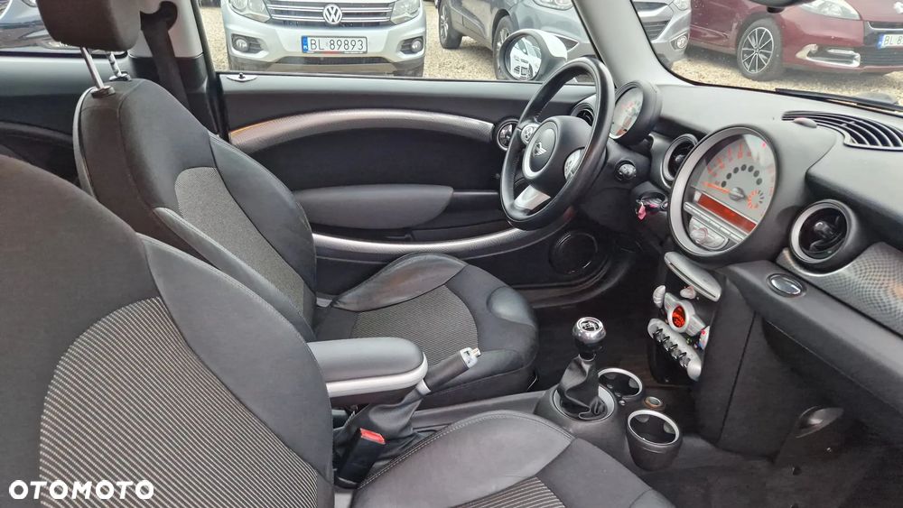 MINI Cooper S 50 Mayfair - 12