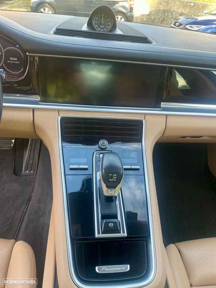 Porsche Panamera - 10