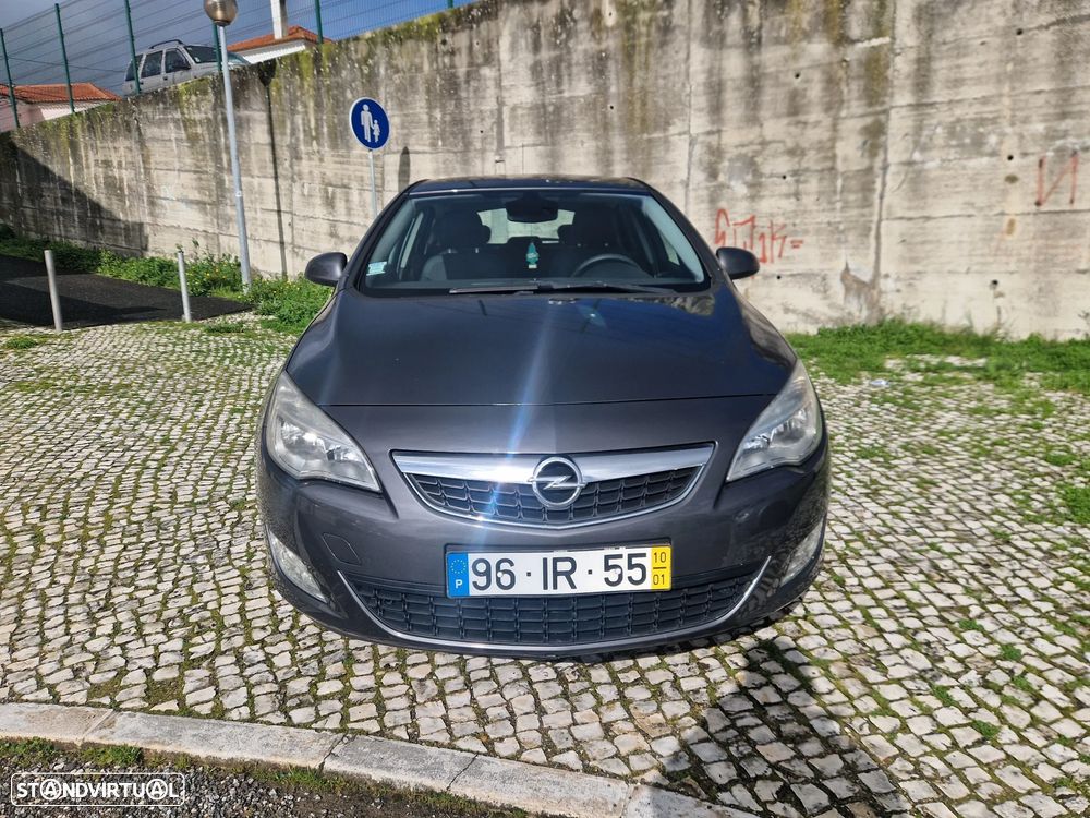 Opel Astra 1.7 CDTI Cosmo - 2