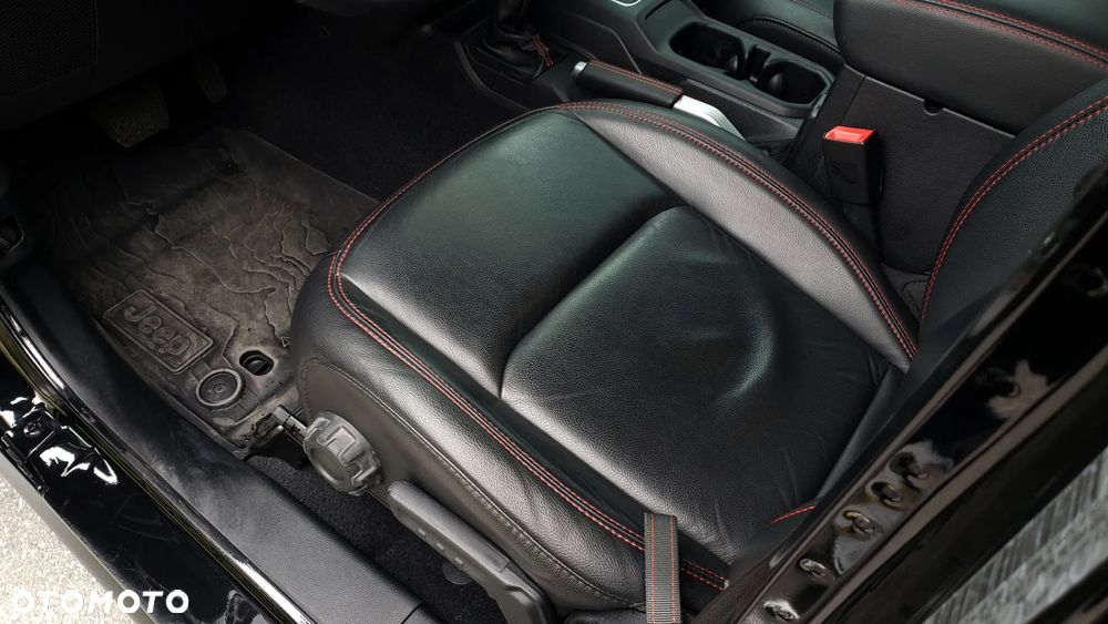 Jeep Wrangler Unlimited 3.6 Automatik Rubicon X - 12