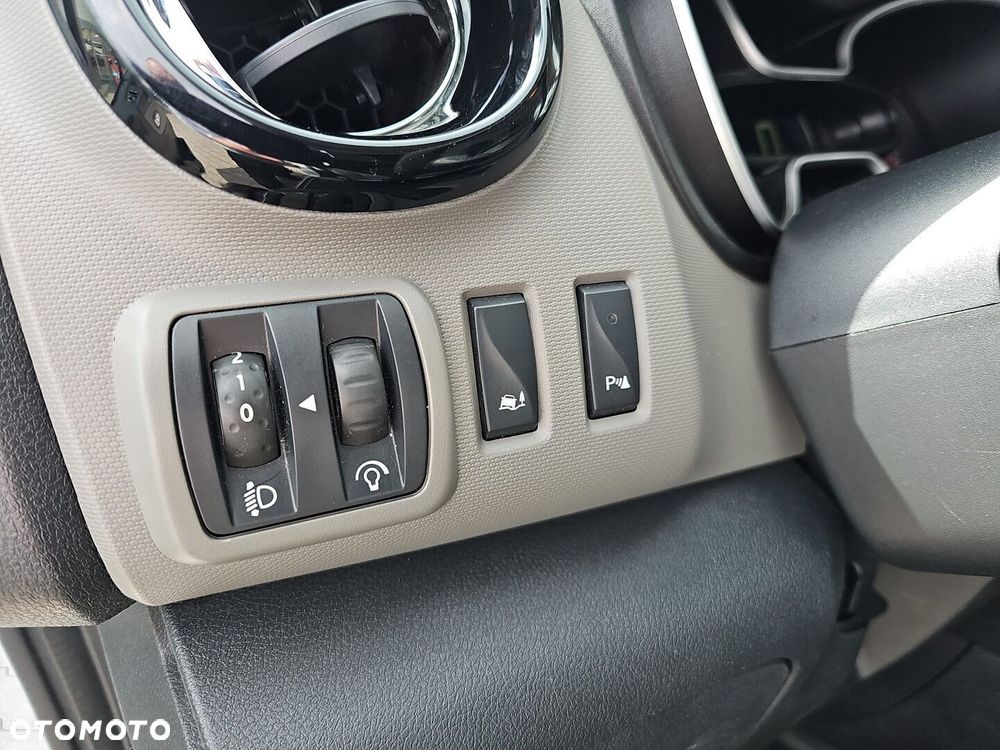Renault Trafic - 17