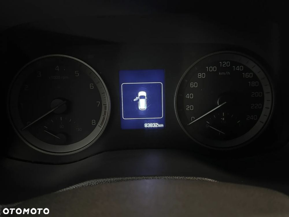 Hyundai Tucson 1.6 GDI BlueDrive GO 2WD - 16