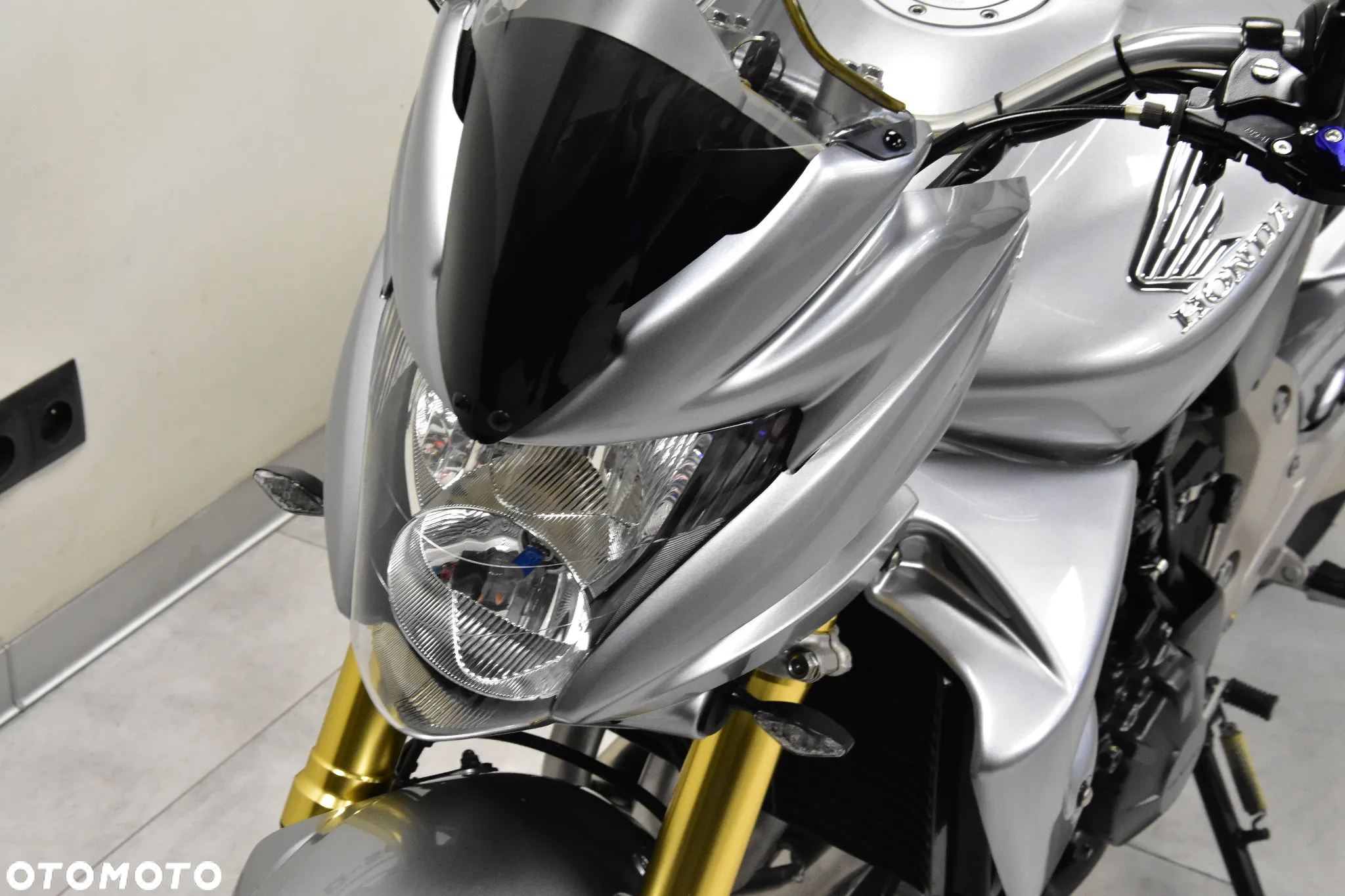 Honda CB - 17
