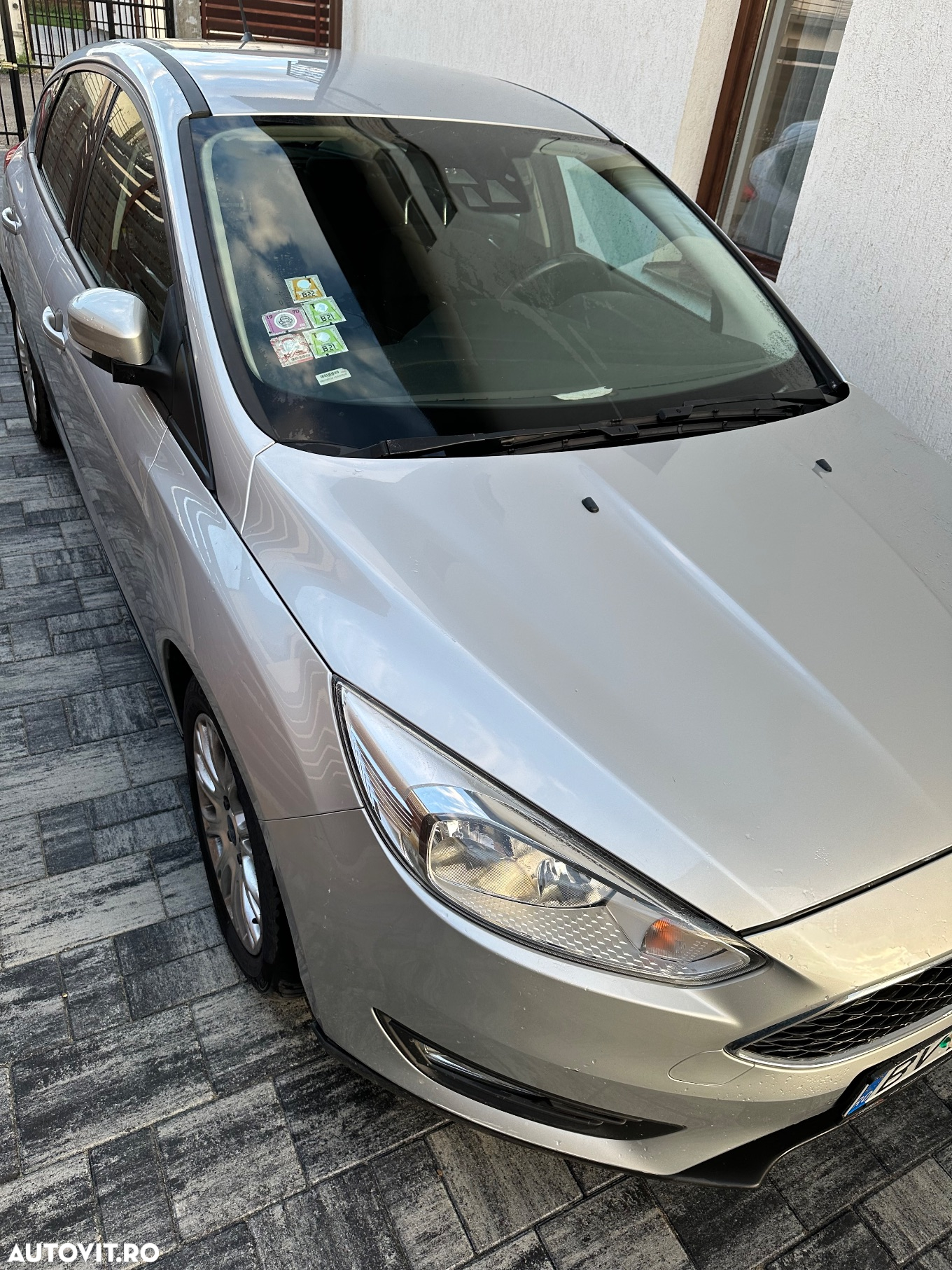 Ford Focus 1.0 EcoBoost Trend - 8