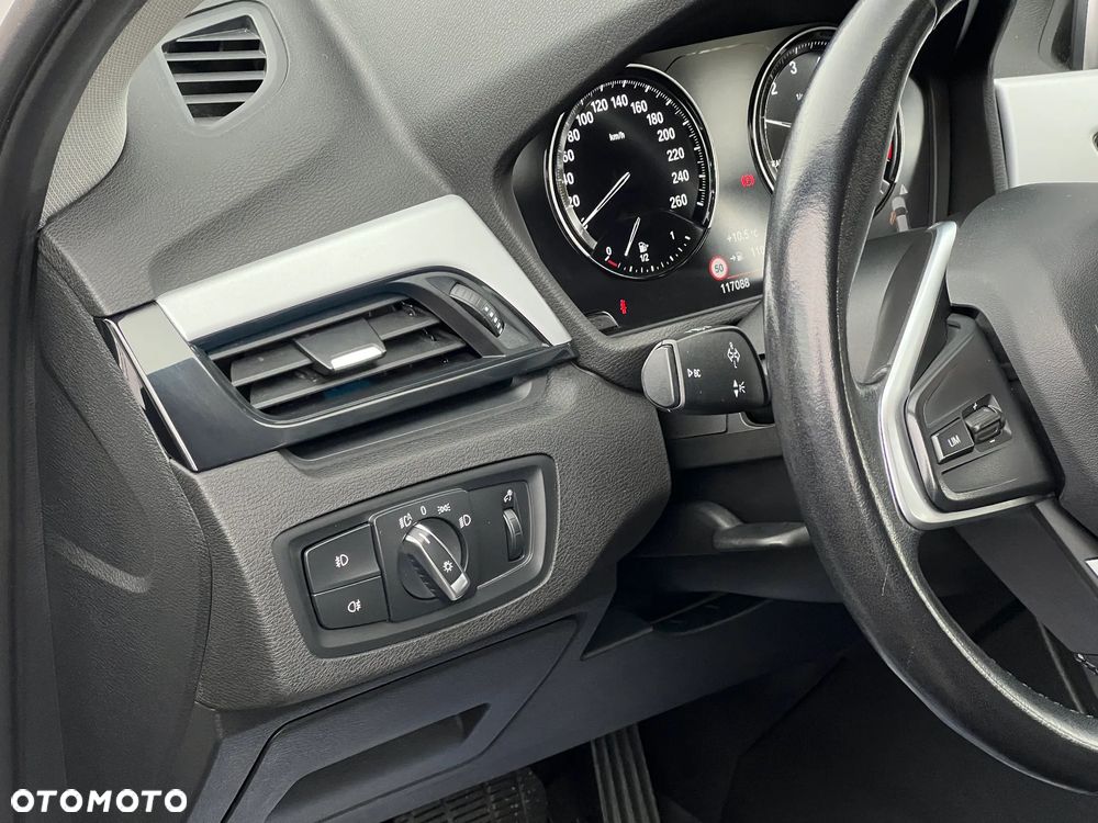 BMW X1 - 18