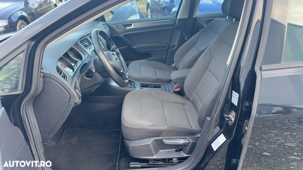 Volkswagen Golf - 7