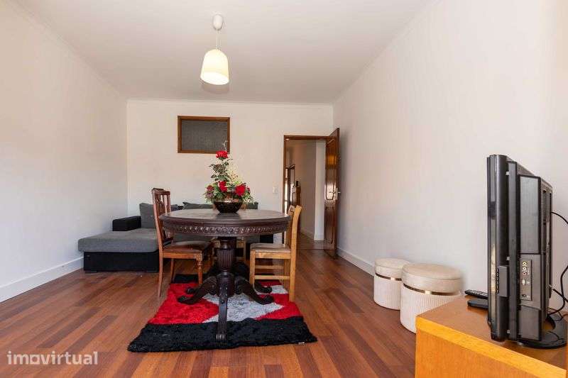 Apartamento T2+1 com garagem fechada em Ermesinde - Grande imagem: 4/11