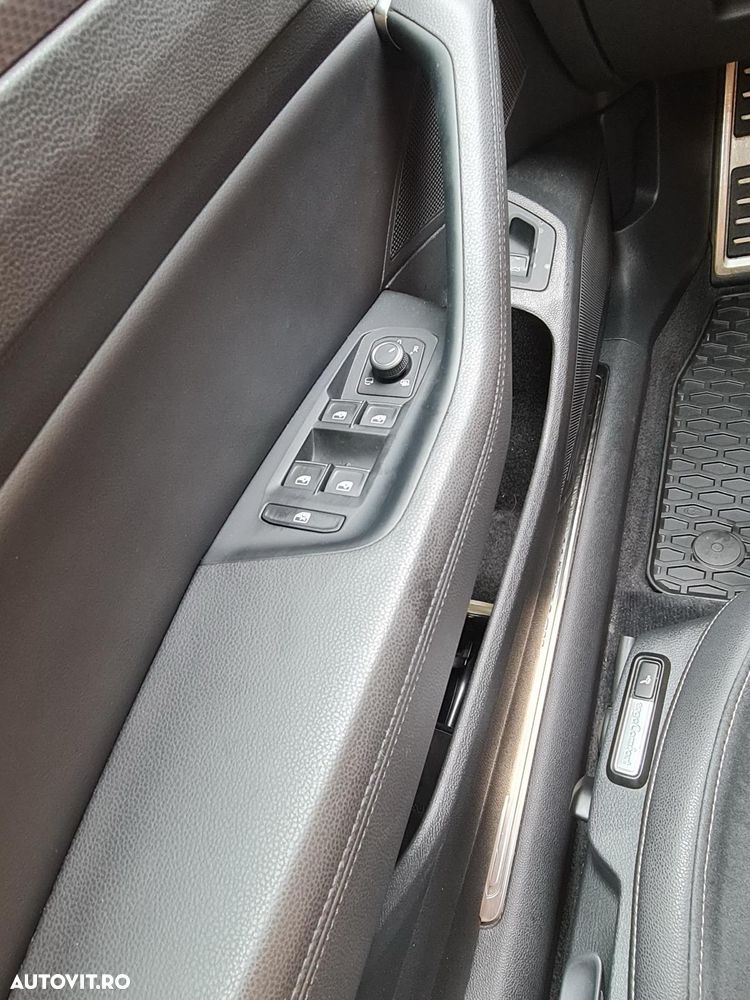 Volkswagen Passat Alltrack 2.0 TDI SCR 4Motion DSG - 12