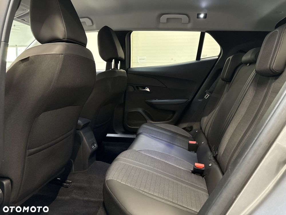 Peugeot 2008 1.2 PureTech Allure S&S EAT8 - 18