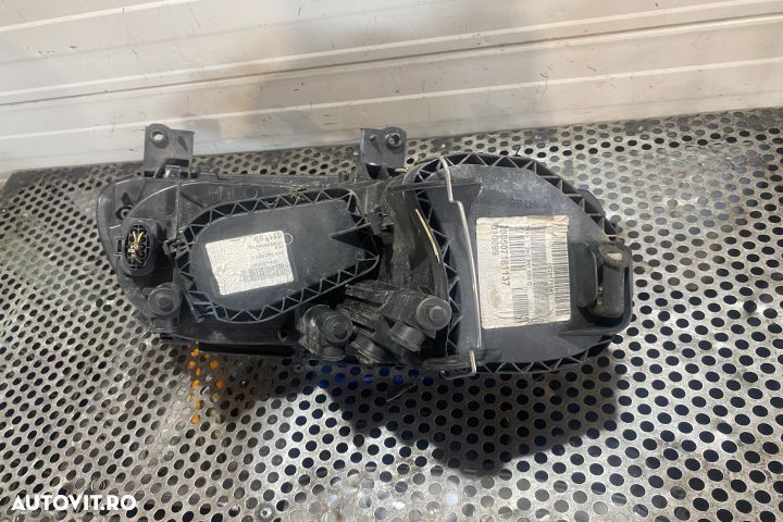 Far stanga 2K0941005C 2K0941005C Volkswagen VW Caddy 3 [2004 - 2010] - 3