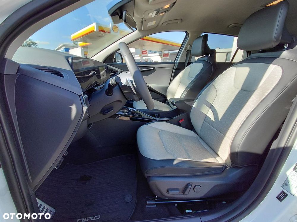 Kia Niro e-Niro 64kWh XL - 11