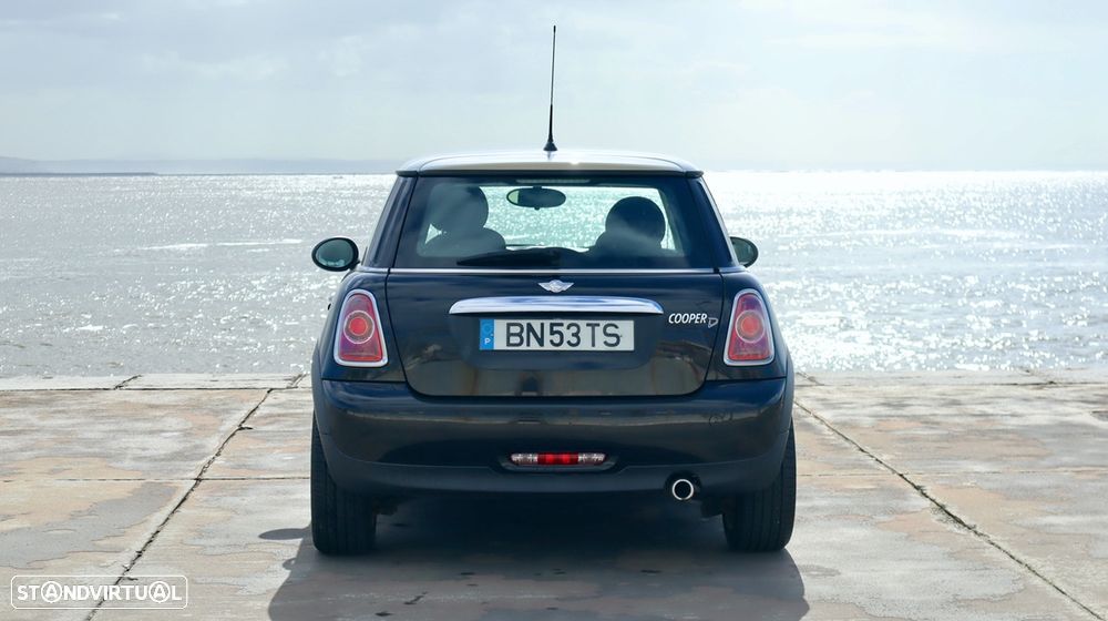 MINI 3 Portas Cooper D - 13