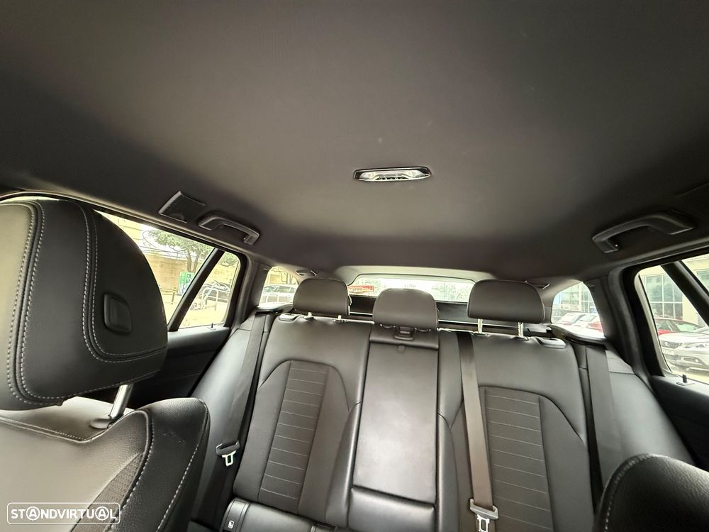 BMW 320 d xDrive Auto - 8