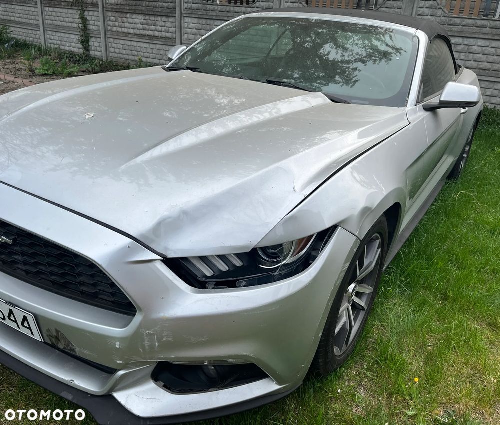 Ford Mustang Cabrio 2.3 Eco Boost - 4