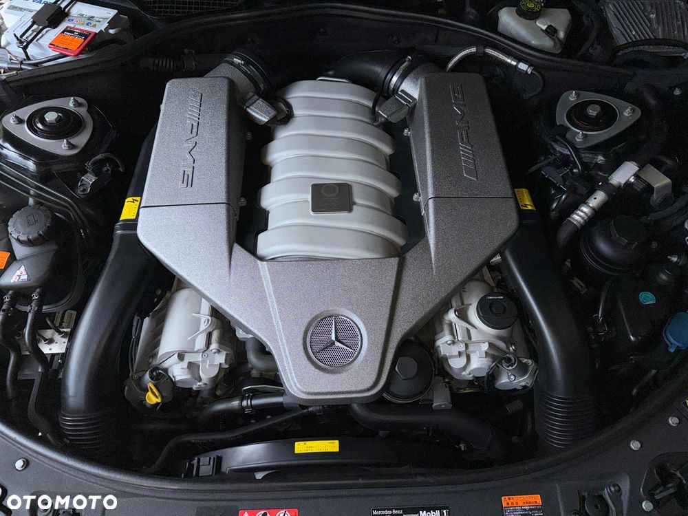 Mercedes-Benz CL 63 AMG - 37