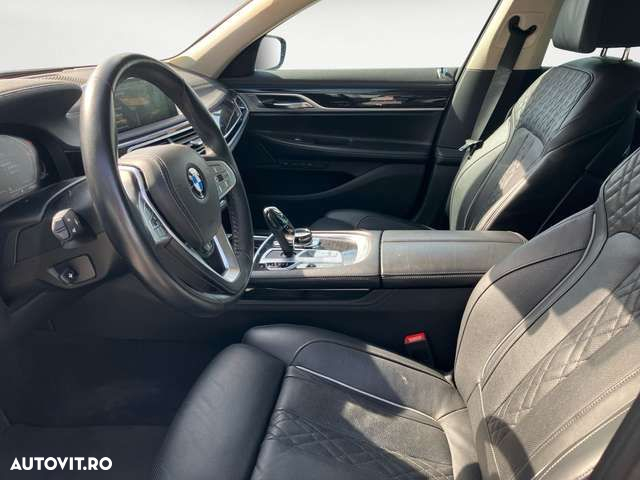 BMW Seria 7 - 8