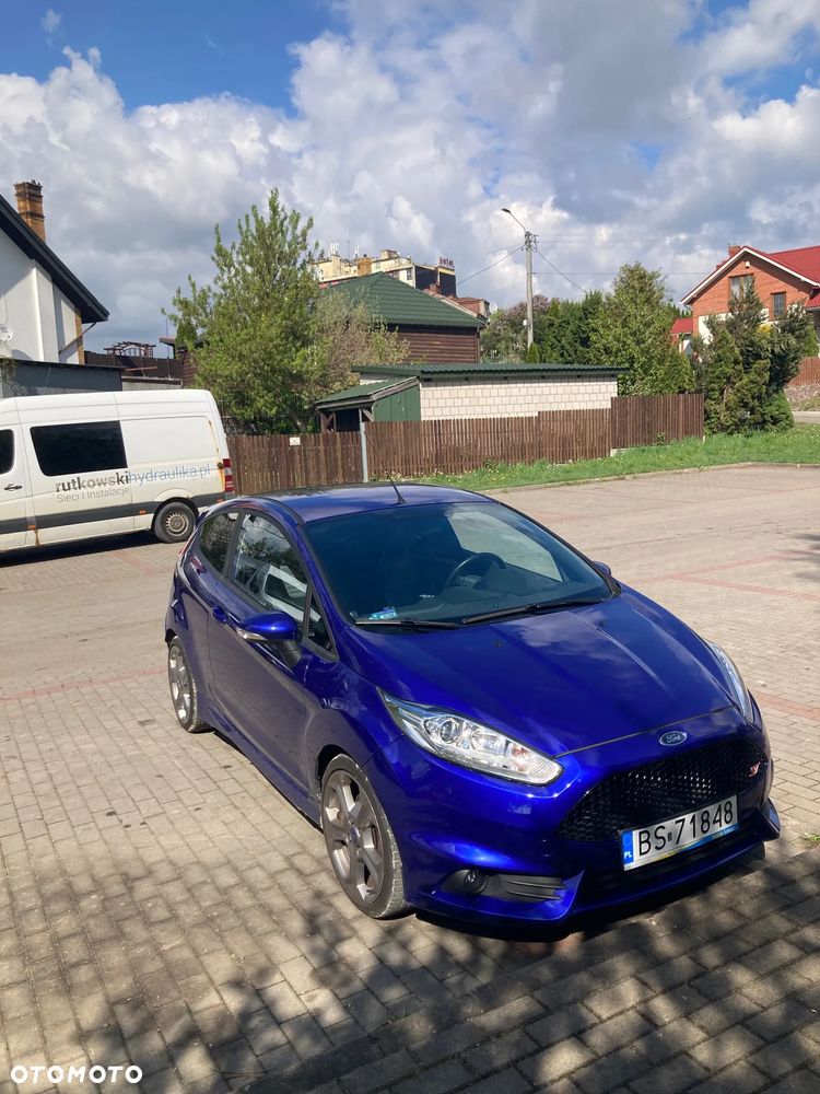 Ford Fiesta ST - 5