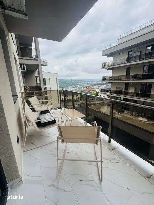 Apartament cu 2 camere, 52 mp, balcon, zona Razoare — fotografia 1