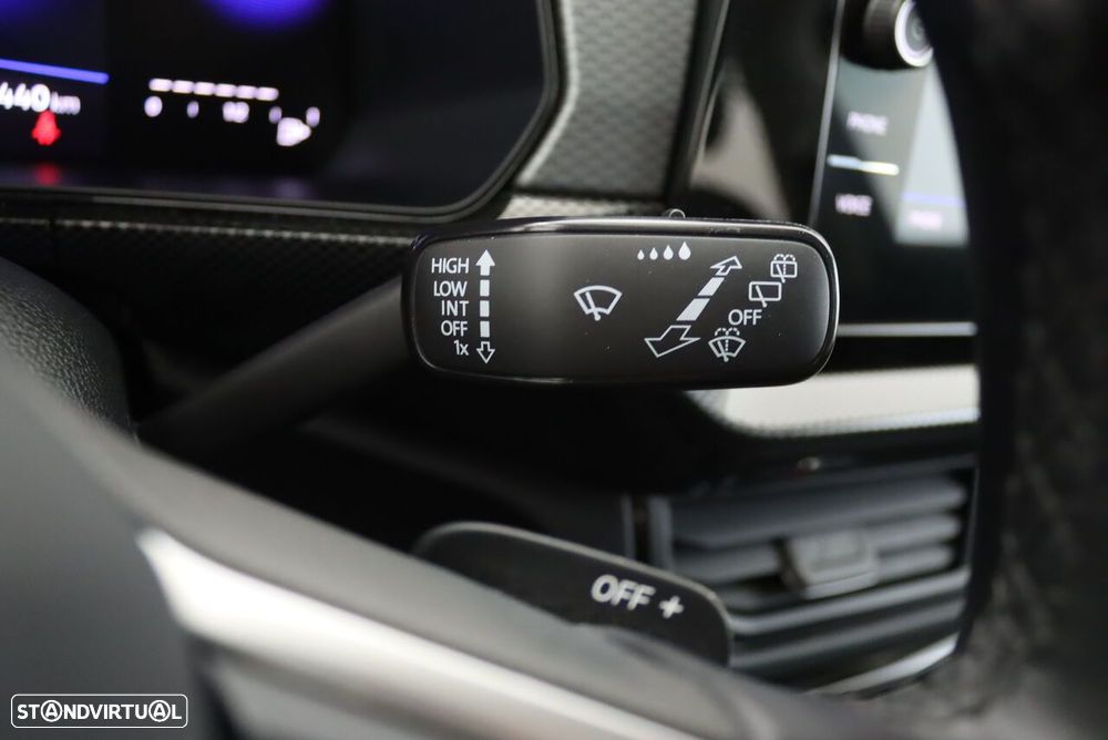 VW T-Cross 1.0 TSI Urban DSG - 12