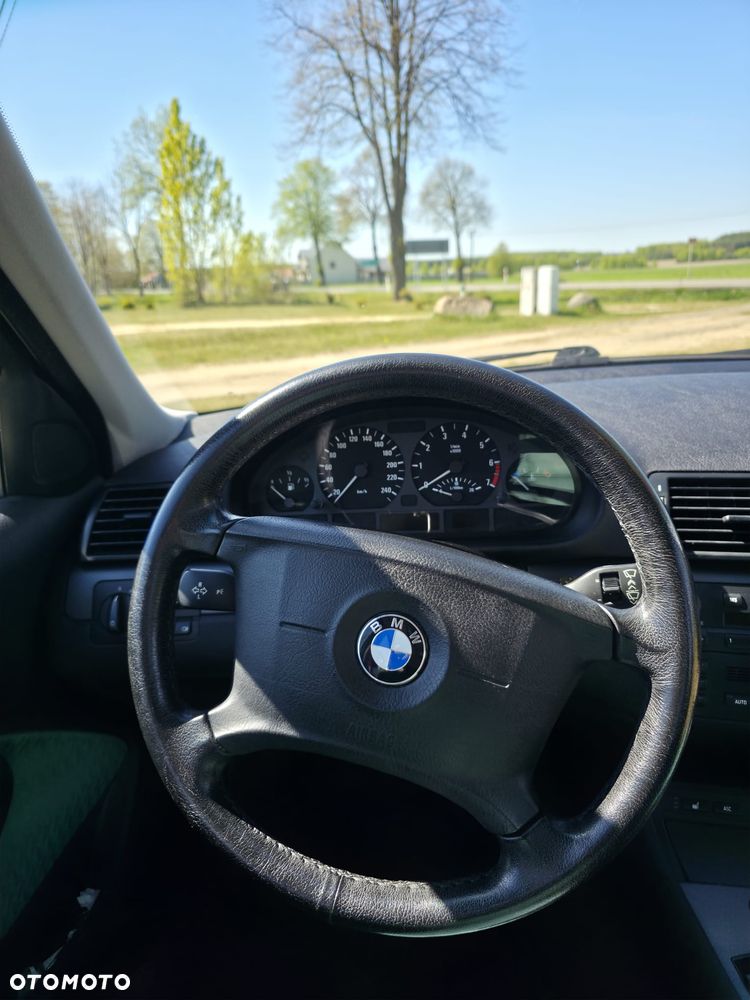 BMW Seria 3 - 13