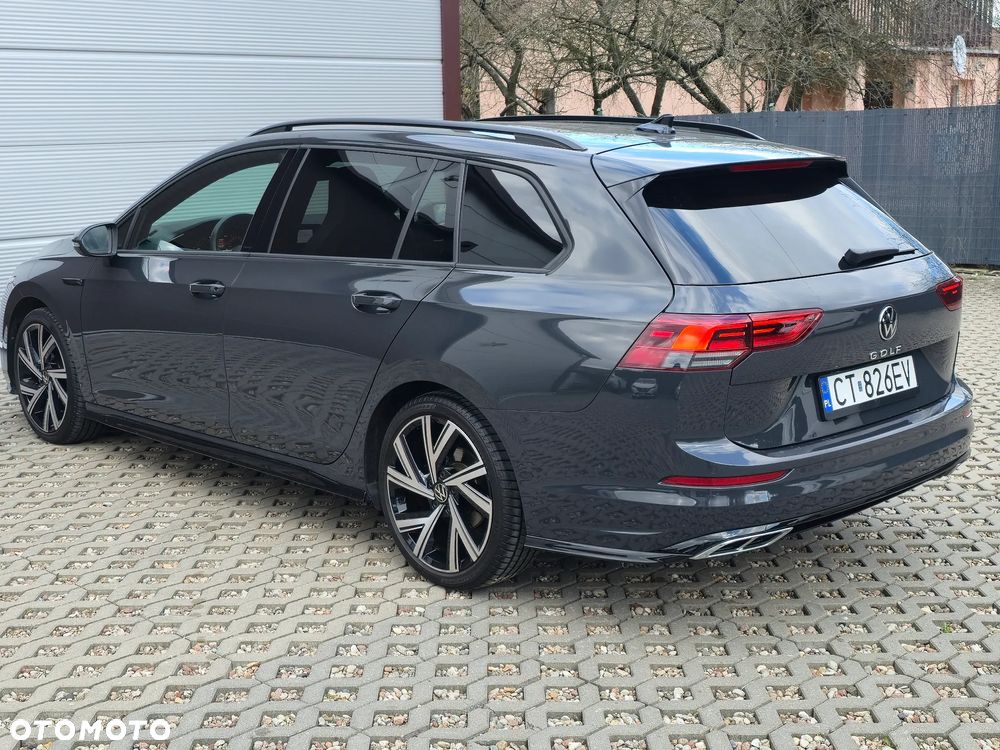 Volkswagen Golf 1.5 eTSI OPF DSG R-Line - 18