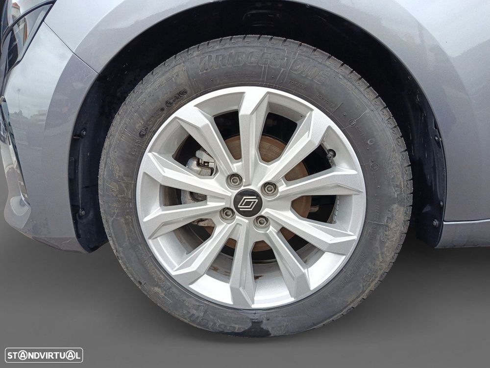 Renault Clio 1.0 TCe Intens CVT — fotografia 14