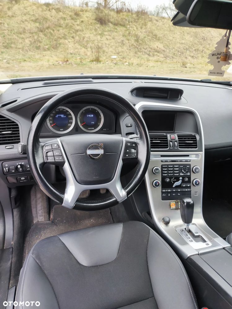 Volvo XC 60 D3 AWD Kinetic - 6