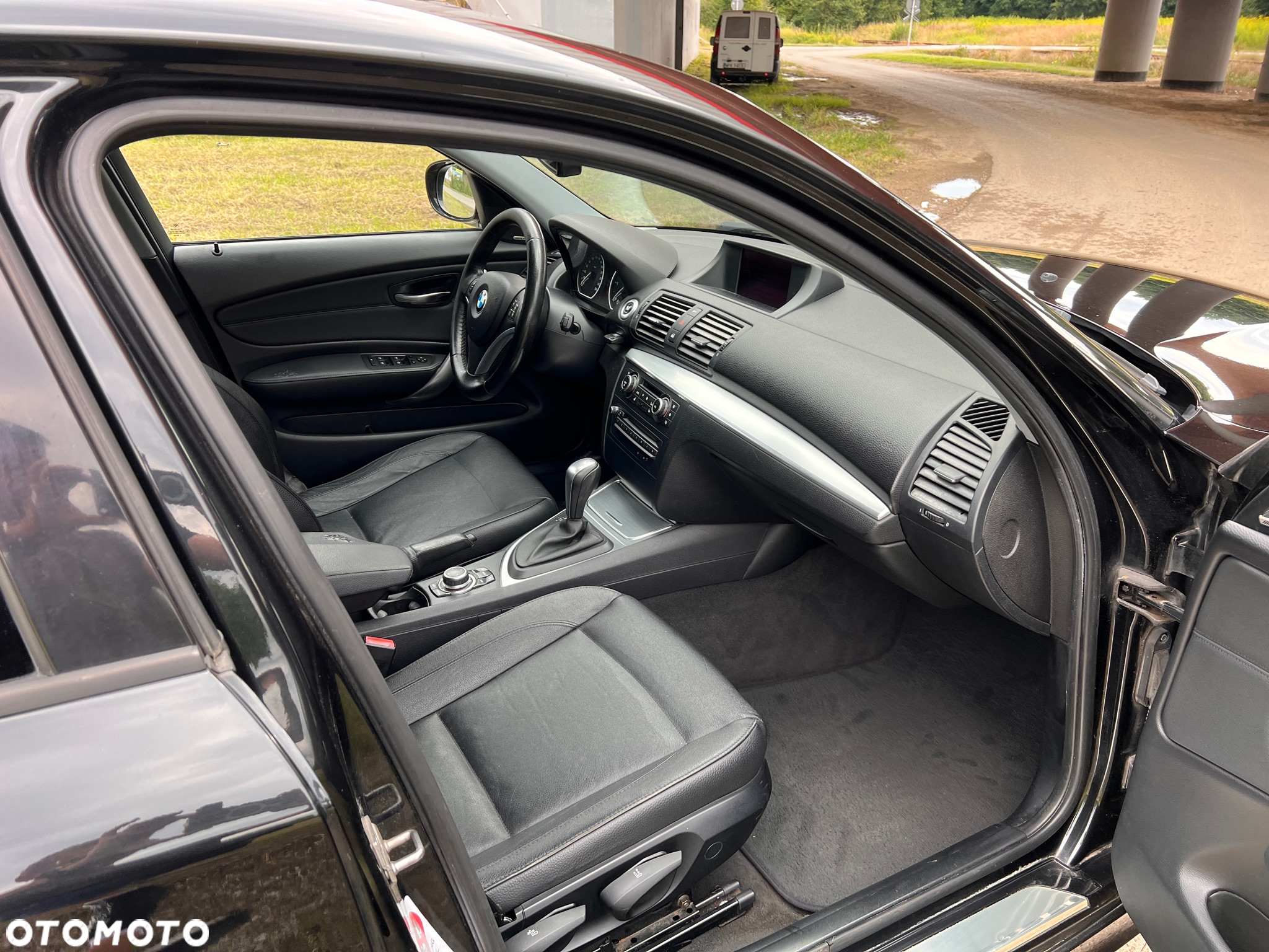 BMW Seria 1 123d DPF - 19