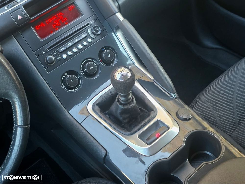 Peugeot 3008 1.6 HDi Premium JLL17 - 30