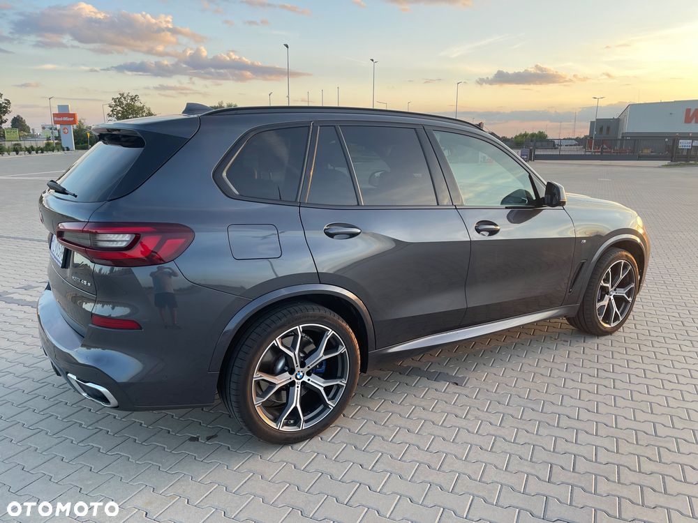 BMW X5 xDrive45e - 8