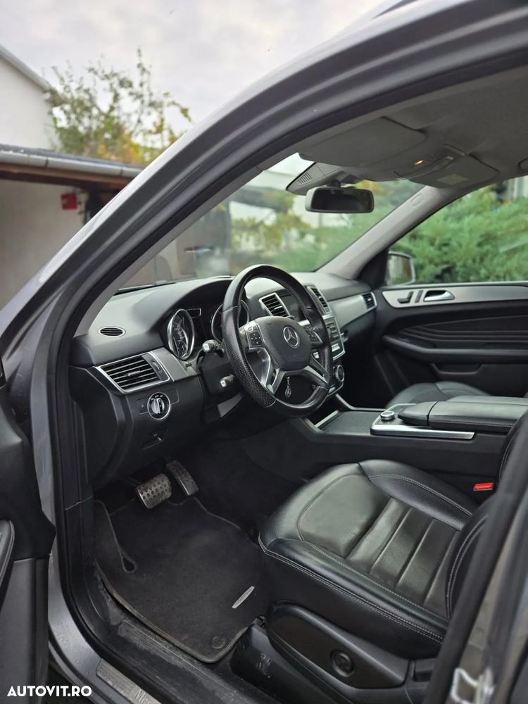 Mercedes-Benz ML 250 BlueTec 4MATIC Aut - 26