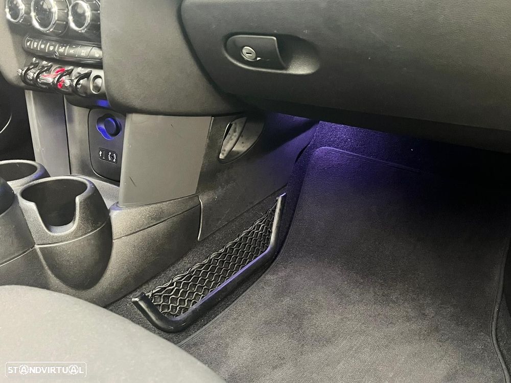 MINI Cabrio Cooper Sidewalk Special Edition - 52