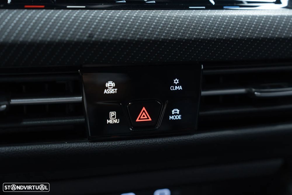 VW Golf 2.0 TSI OPF 4Motion DSG R Performance - 46