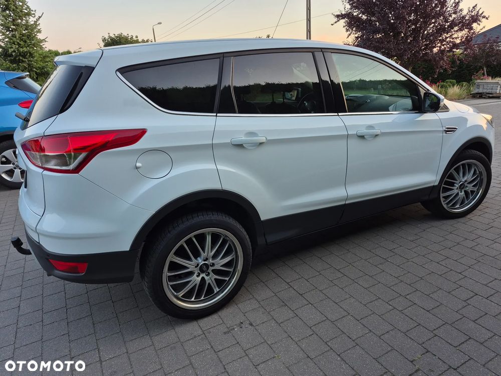 Ford Kuga - 11