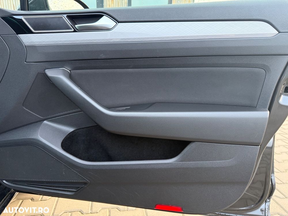 Volkswagen Passat 1.5 TSI OPF DSG Business - 15