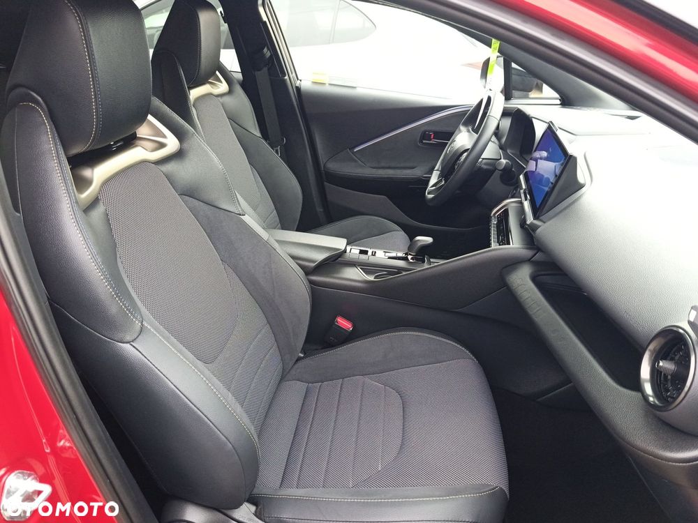 Toyota C-HR 2.0 Hybrid Dynamic Force Executive - 26