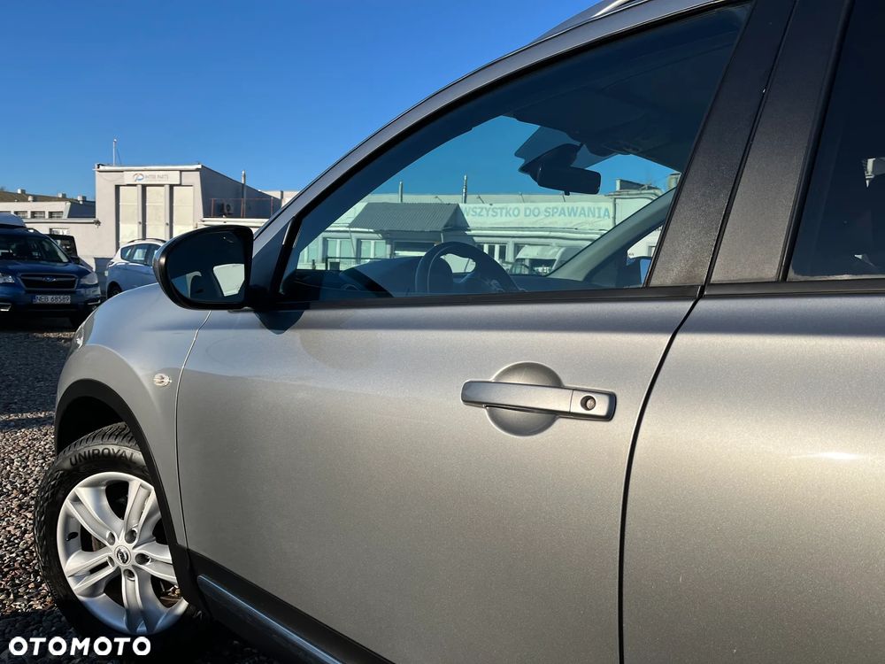 Nissan Qashqai+2 - 12