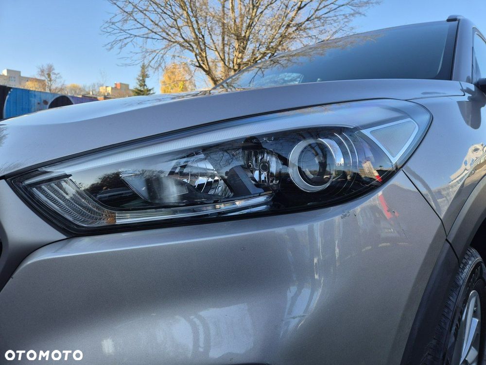 Hyundai Tucson 1.6 GDI BlueDrive Comfort 2WD - 19