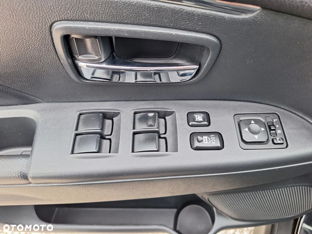 Mitsubishi ASX 2.2 DI-D 4WD Automatik Diamant Edition - 33