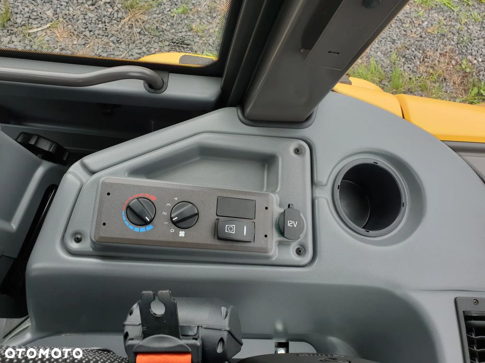 Volvo L30H L30 L35H ŁADOWARKA KOŁOWA KOMPAKTOWA SZYBKOZŁĄCZE HYDRAULICZNE - 16