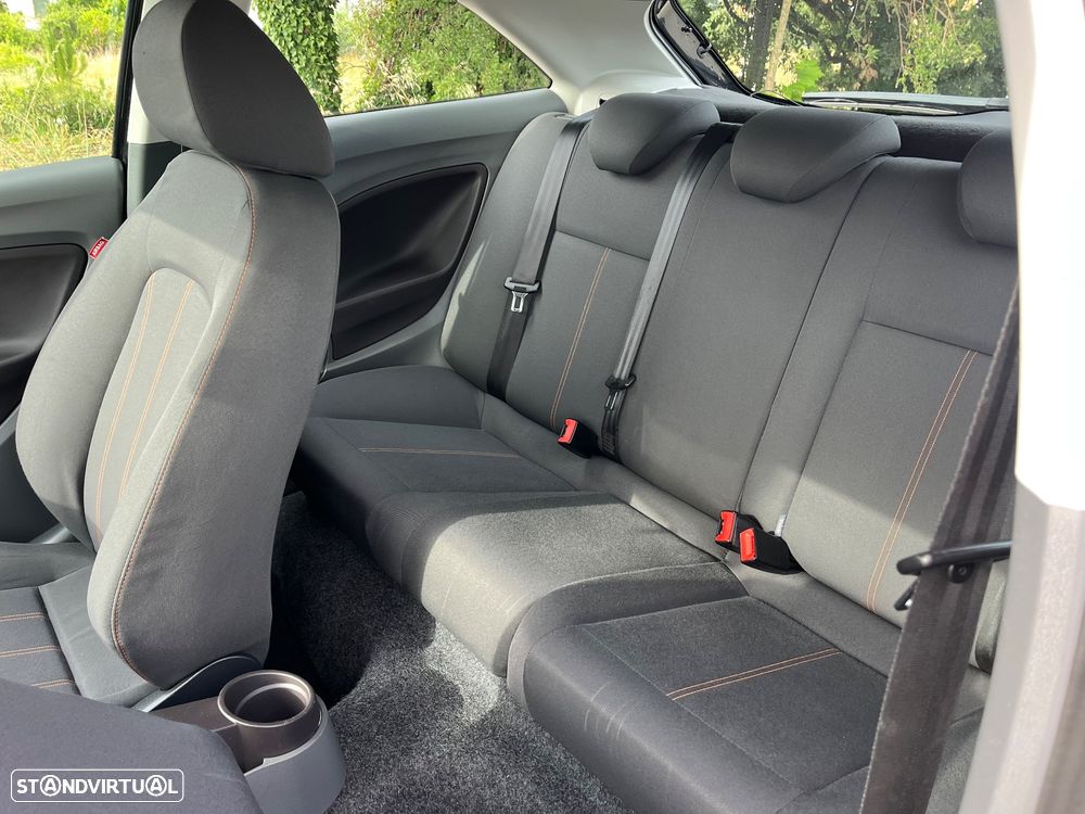 SEAT Ibiza 1.6 TDI DPF - 10
