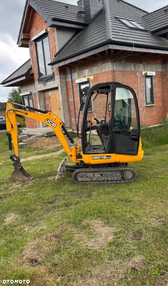 JCB 8018 - 5