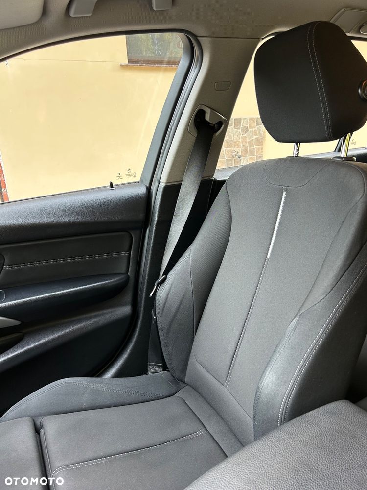 BMW Seria 3 - 11