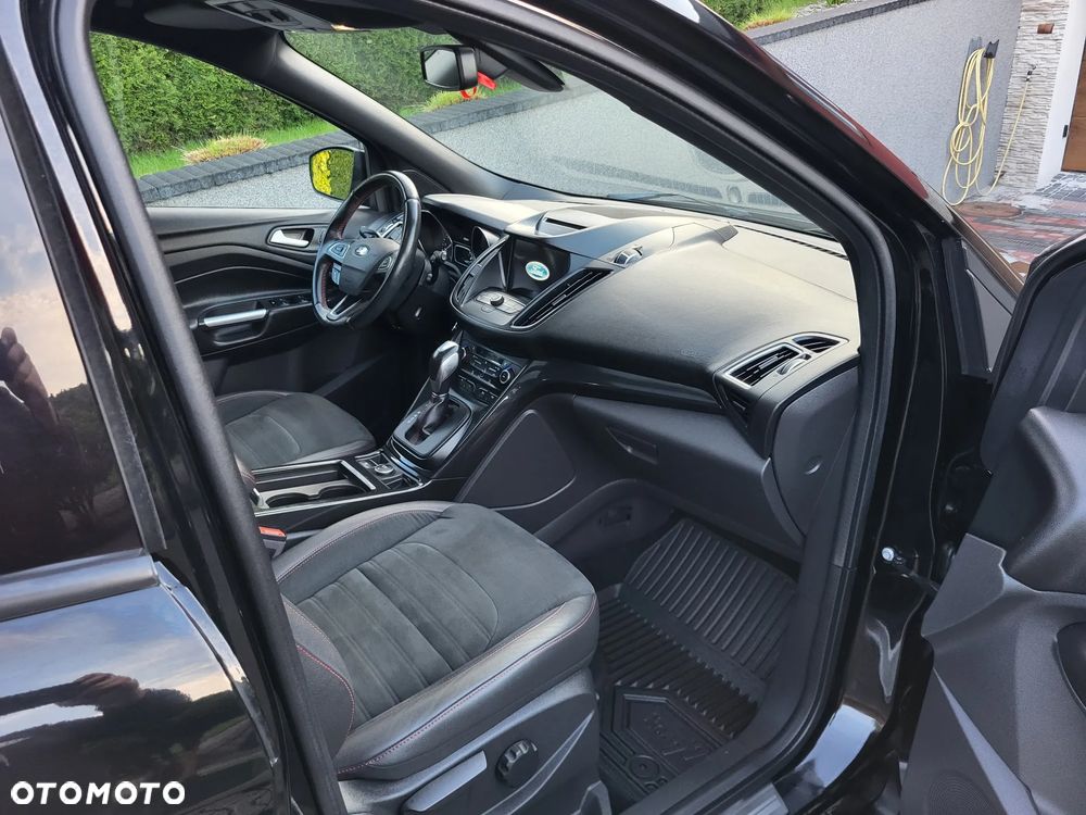 Ford Kuga 1.5 EcoBoost 4x4 ST-Line - 17