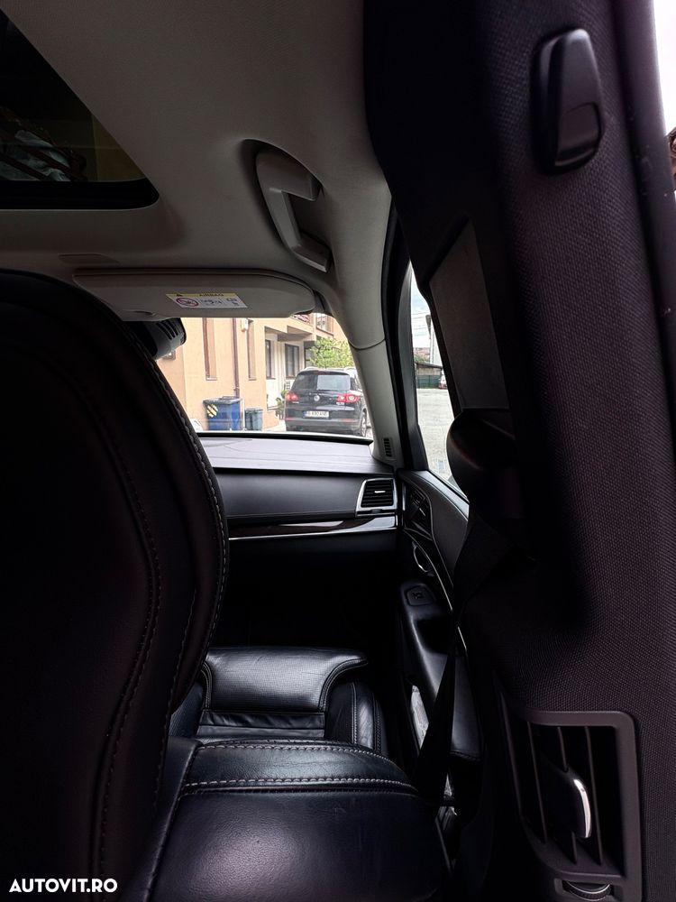 Volvo XC 90 D5 AWD Geartronic Inscription - 17