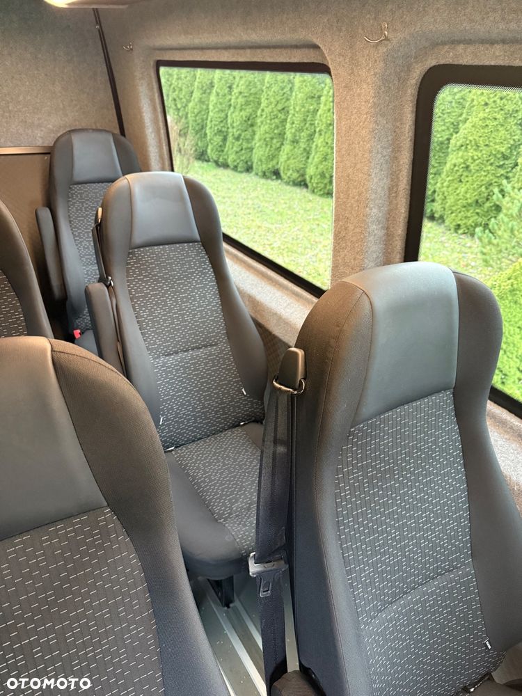 Mercedes-Benz Sprinter - 6