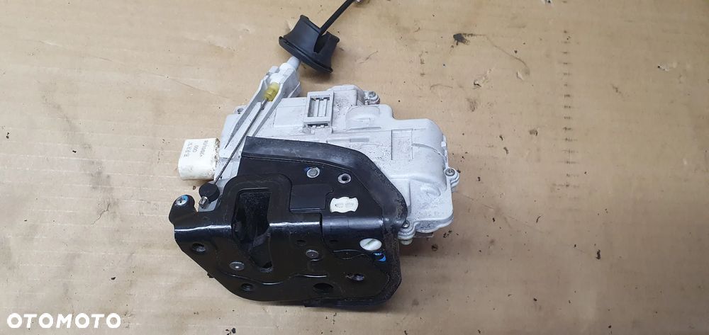 Zamek drzwi prawy przód przedni prawy Audi A6 C6 4F1837016 - 3