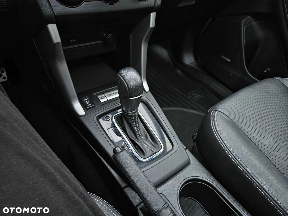 Subaru Forester 2.0XT Lineartronic Platinum - 11