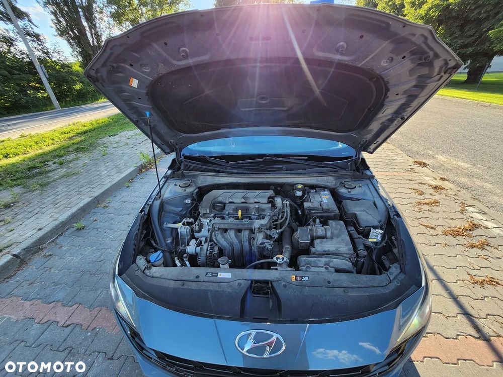 Hyundai Elantra 1.6 Smart - 14