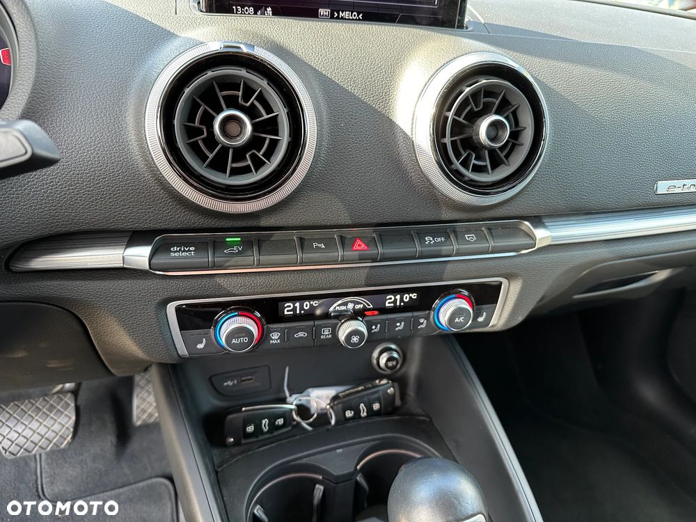 Audi A3 Sportback - 17